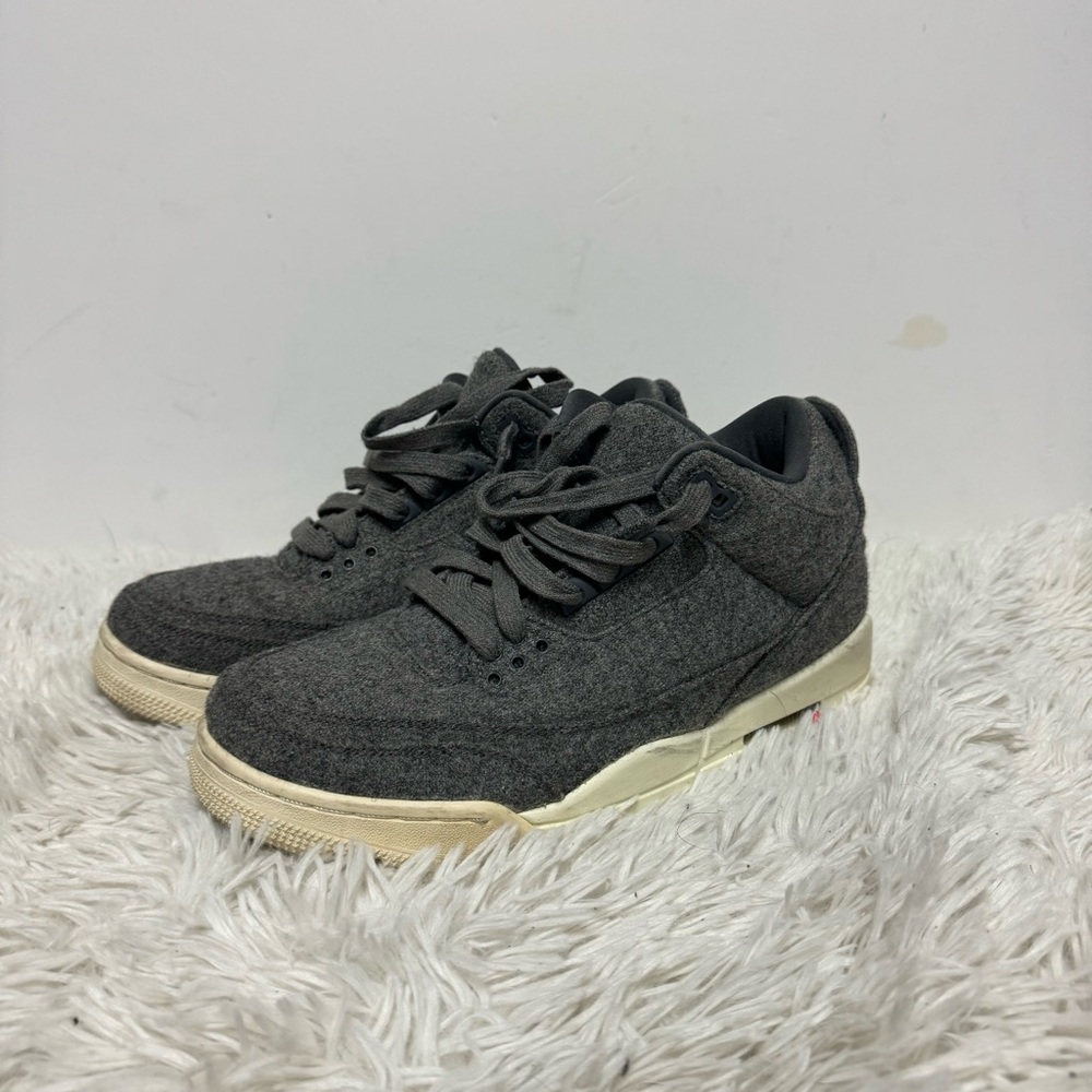 Jordan retro 3 wool sz 8.5 grey